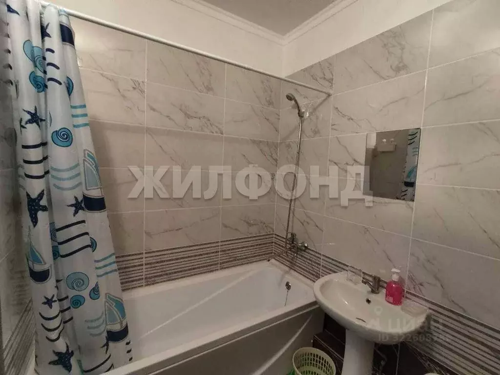1-к кв. Новосибирская область, Новосибирск ул. Ясный Берег, 5 (36.0 м) - Фото 1