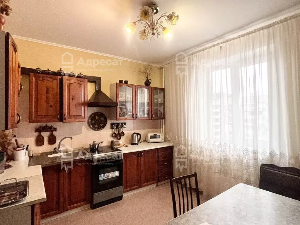 3-к кв. Волгоградская область, Волгоград ул. Хользунова, 36/5 (70.4 м) - Фото 1