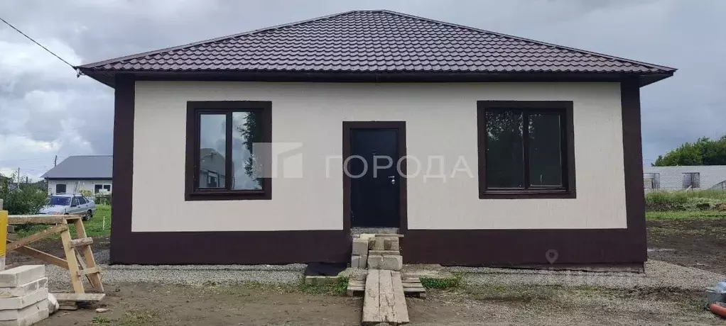 Дом в Алтайский край, Первомайский район, с. Санниково ул. Бессонова, ... - Фото 1