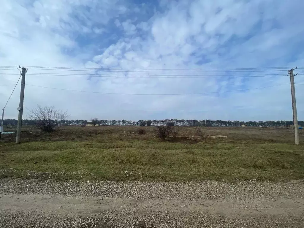 Участок в Крым, Кировский район, с. Абрикосовка ул. Айвазовского (18.0 ... - Фото 1