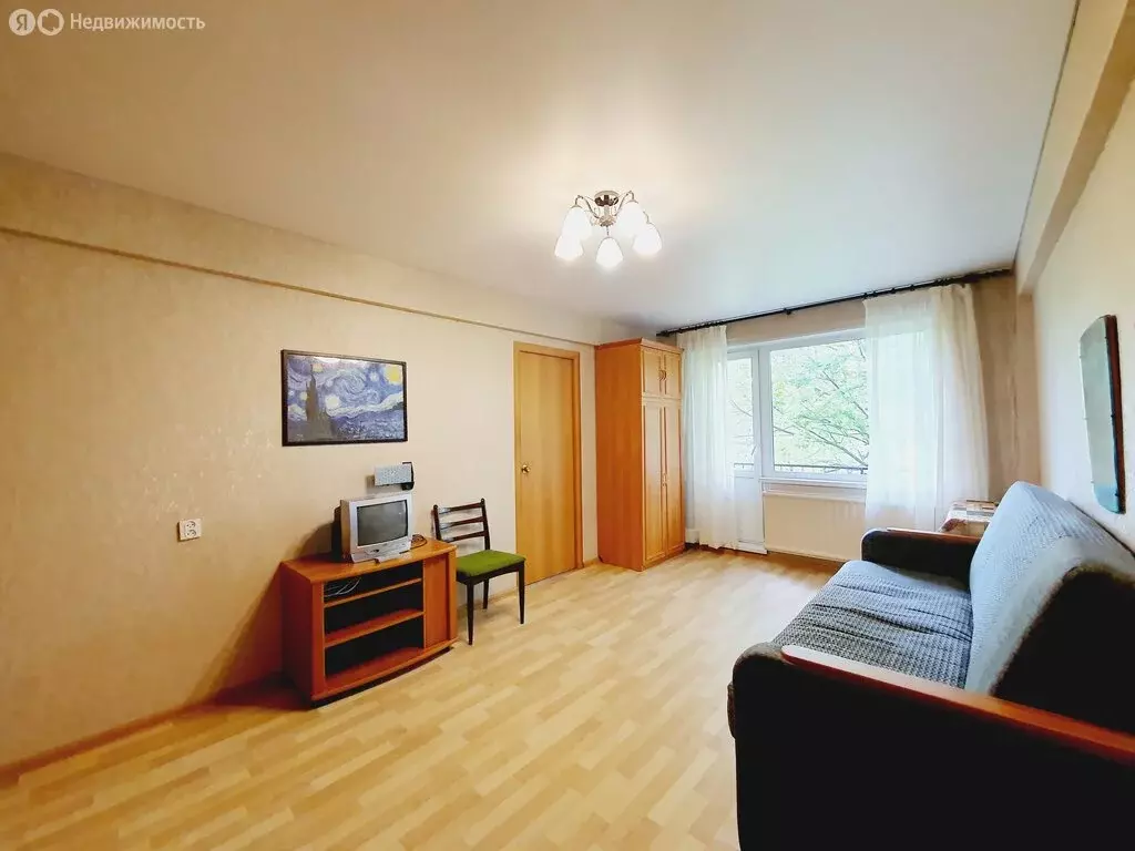 3-комнатная квартира: Санкт-Петербург, проспект Науки, 28 (60 м) - Фото 0