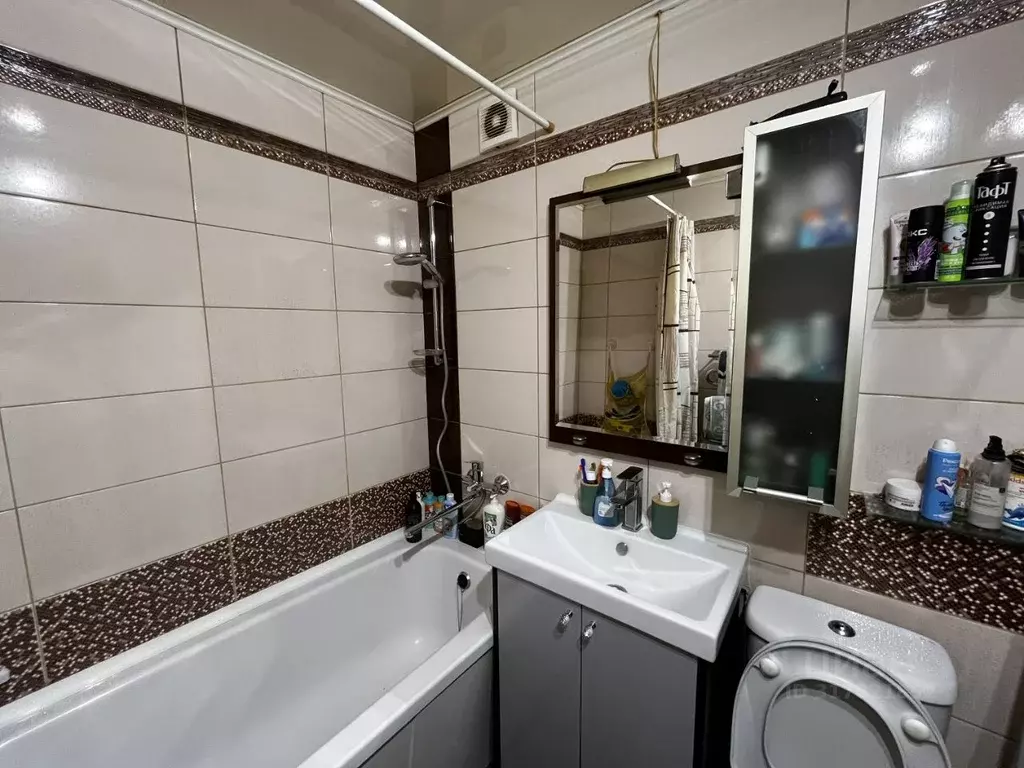 2-к кв. Самарская область, Тольятти ул. Победы, 60 (46.0 м) - Фото 0