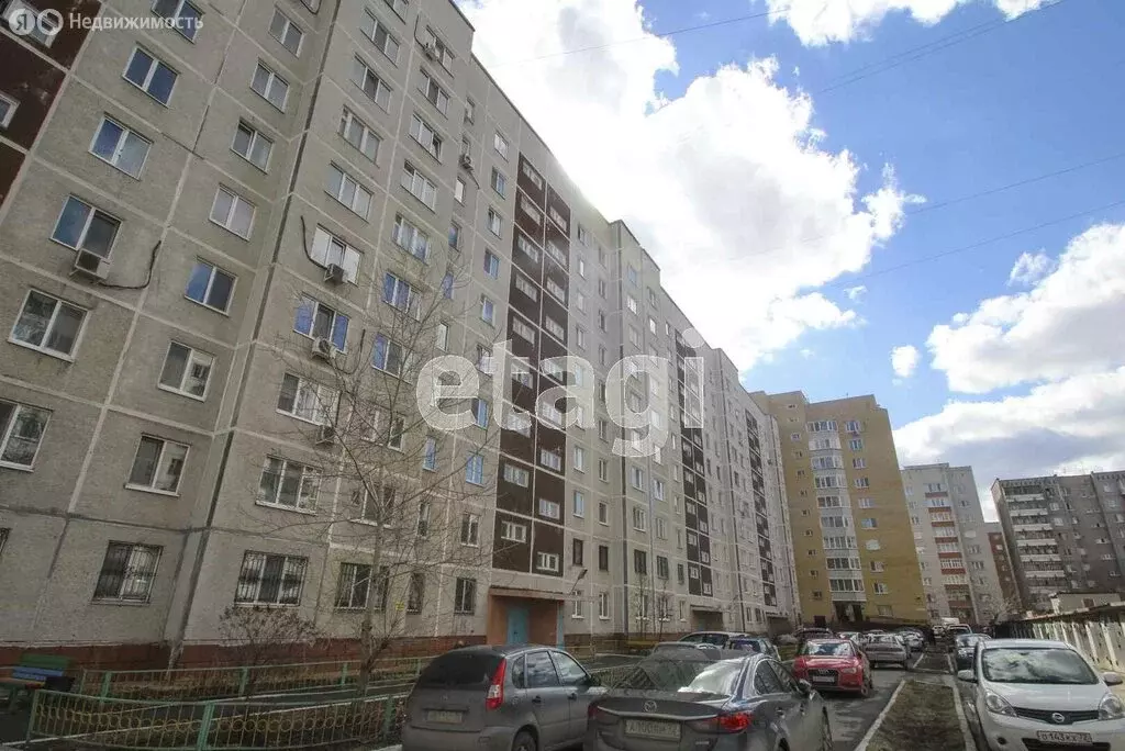 2-комнатная квартира: Тюмень, Уральская улица, 74 (52 м) - Фото 1