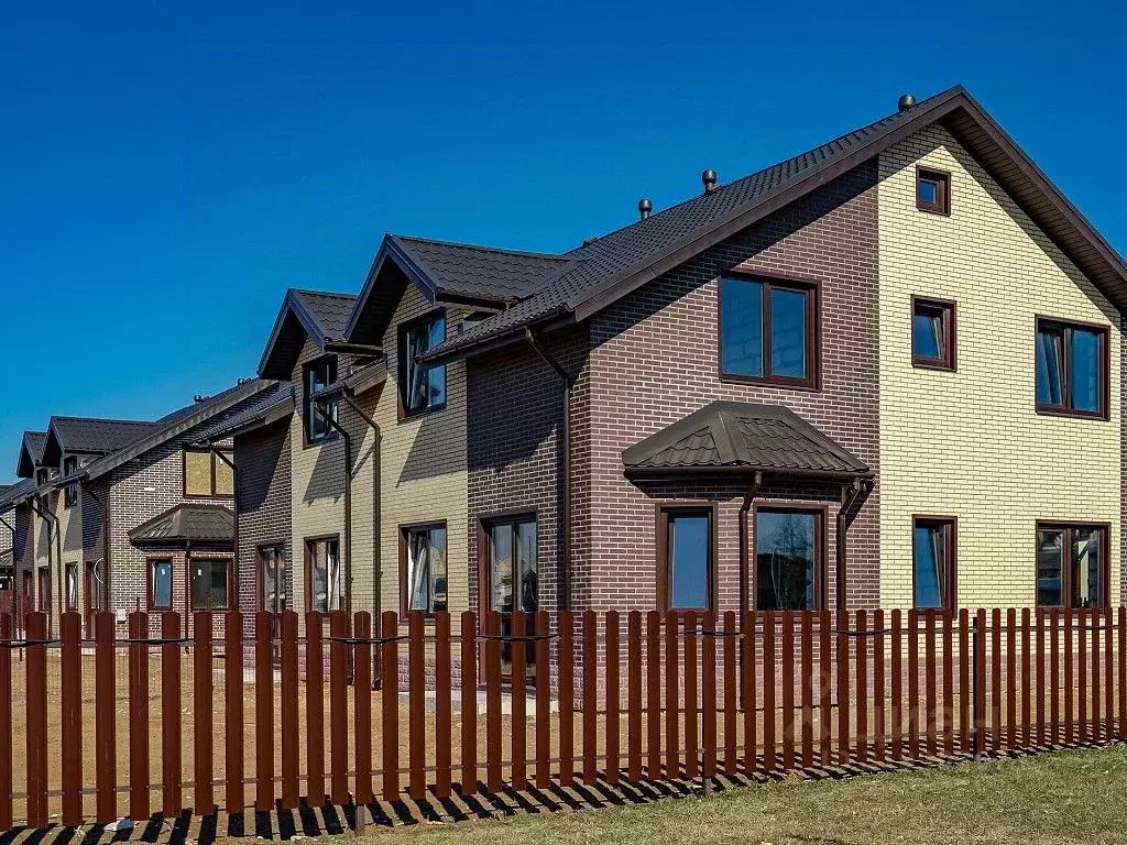 Таунхаус в Ленинградская область, Всеволожский район, Агалатовское ... - Фото 1