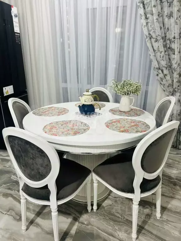 3-к кв. Кабардино-Балкария, Нальчик ул. Шарданова, 52А (110.5 м) - Фото 0