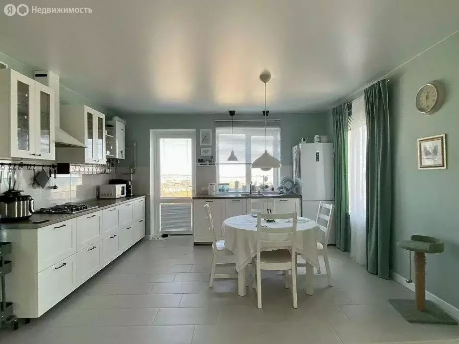 Дом в Феодосия, 2-й Овражный переулок (195 м) - Фото 1