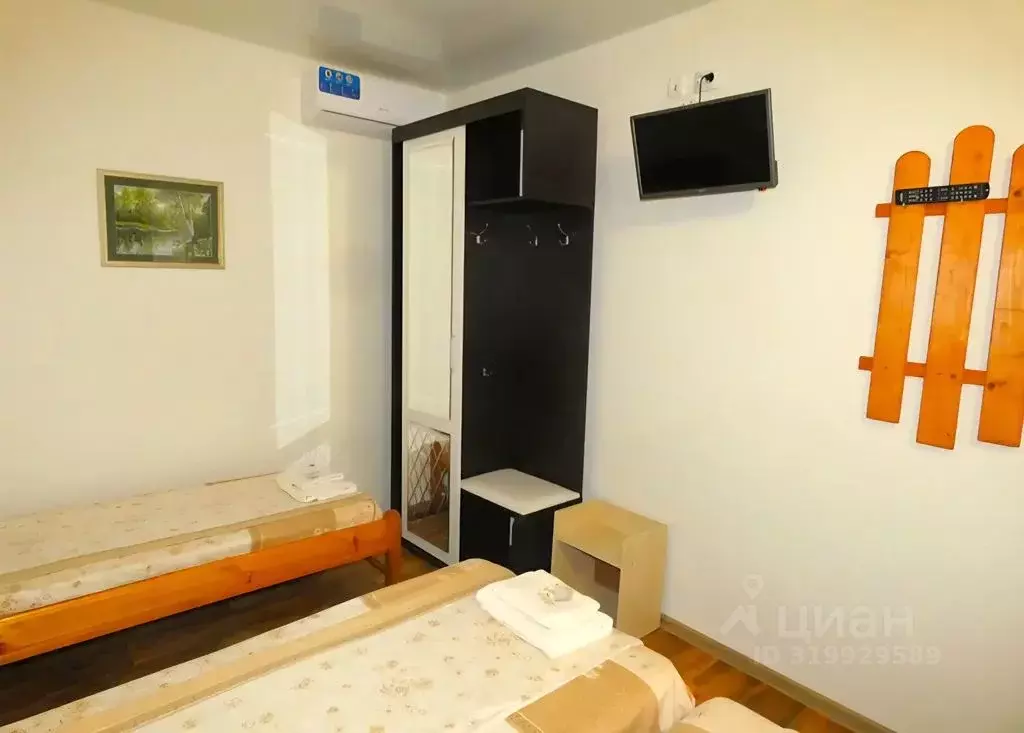 Комната Крым, Сакский район, Новофедоровка пгт ул. Виноградная, уч136 - Фото 2