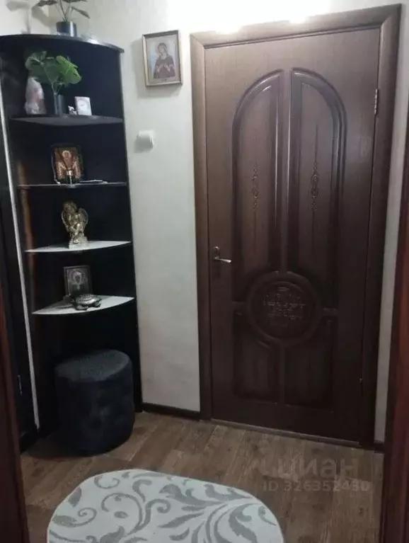 1-к кв. Белгородская область, Губкин ул. Королева, 12 (36.8 м) - Фото 0