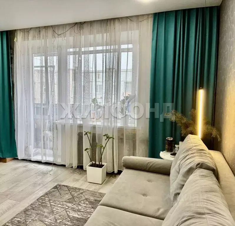 3-к кв. Хакасия, Абакан Пирятинская ул., 17А (63.0 м) - Фото 2