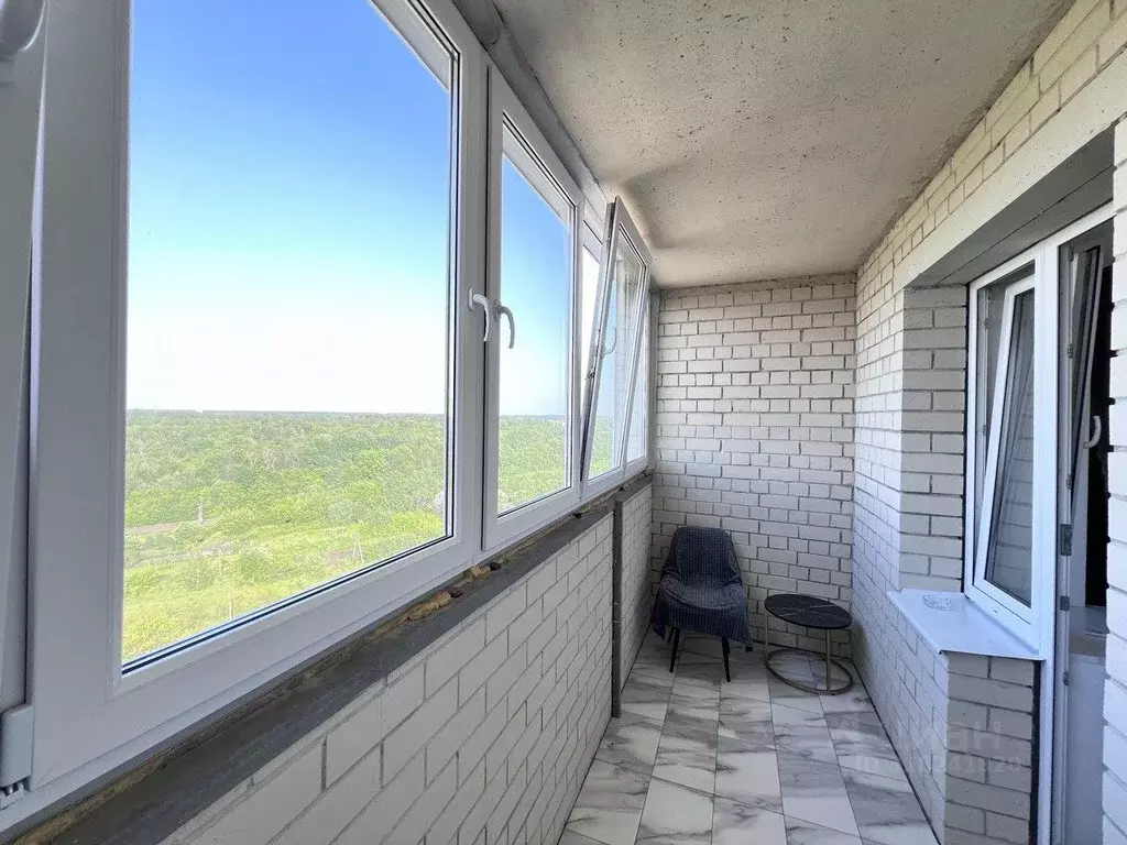 2-к кв. Орловская область, Орел Ливенская ул., 33к1 (49.0 м) - Фото 0