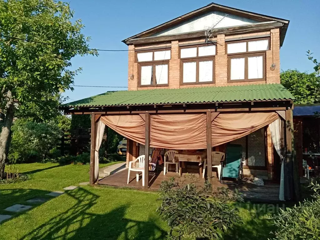 Дом в Самарская область, Сызранский район, Междуреченск городское ... - Фото 0