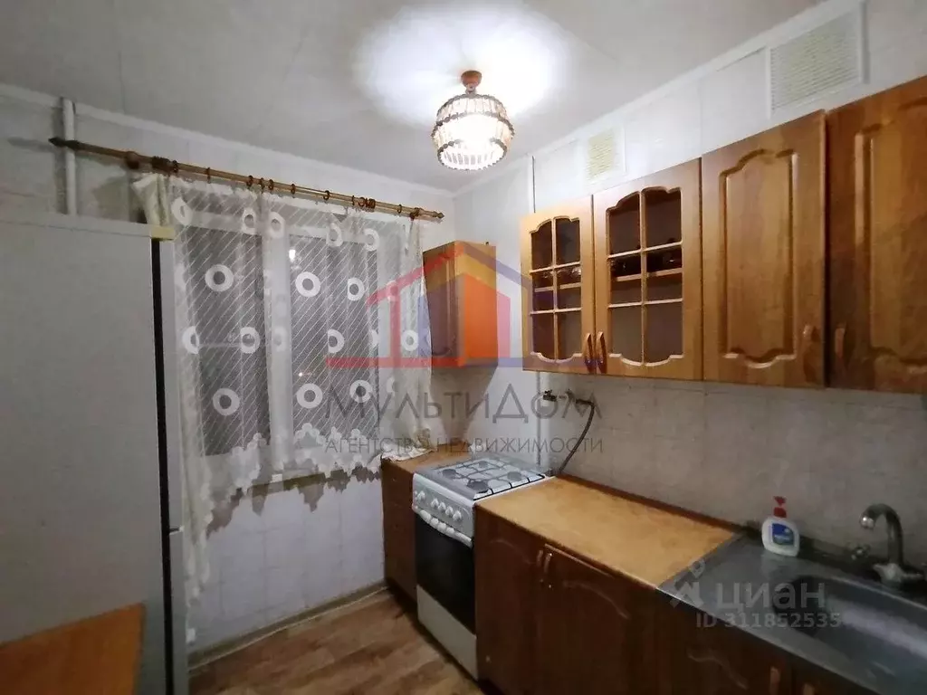 3-к кв. Белгородская область, Старый Оскол Интернациональный мкр, 17 ... - Фото 0