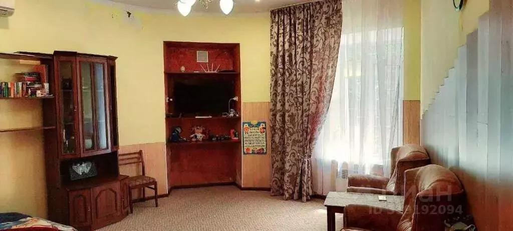 3-к кв. Крым, Симферополь ул. Ремесленная, 10 (57.5 м) - Фото 1