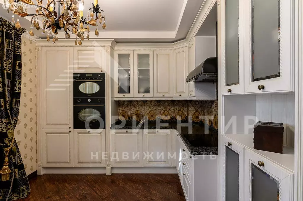 3-комнатная квартира: Екатеринбург, улица Щорса, 37 (94.5 м) - Фото 1