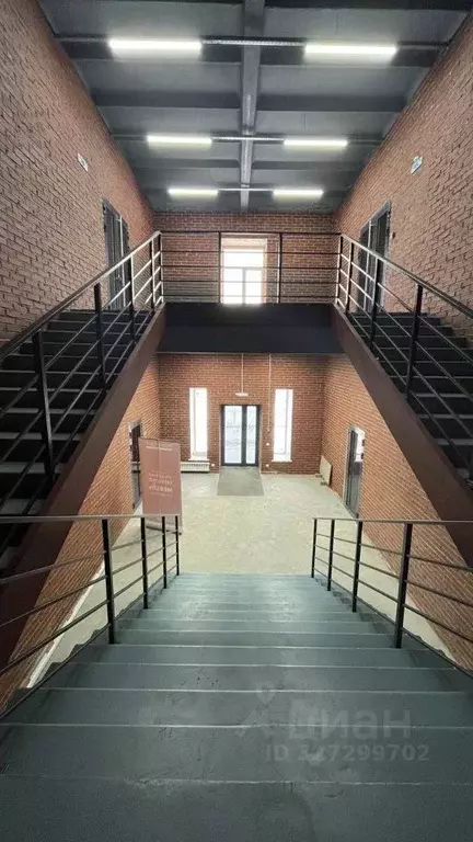 Помещение свободного назначения в Красноярский край, Красноярск ул. ... - Фото 1