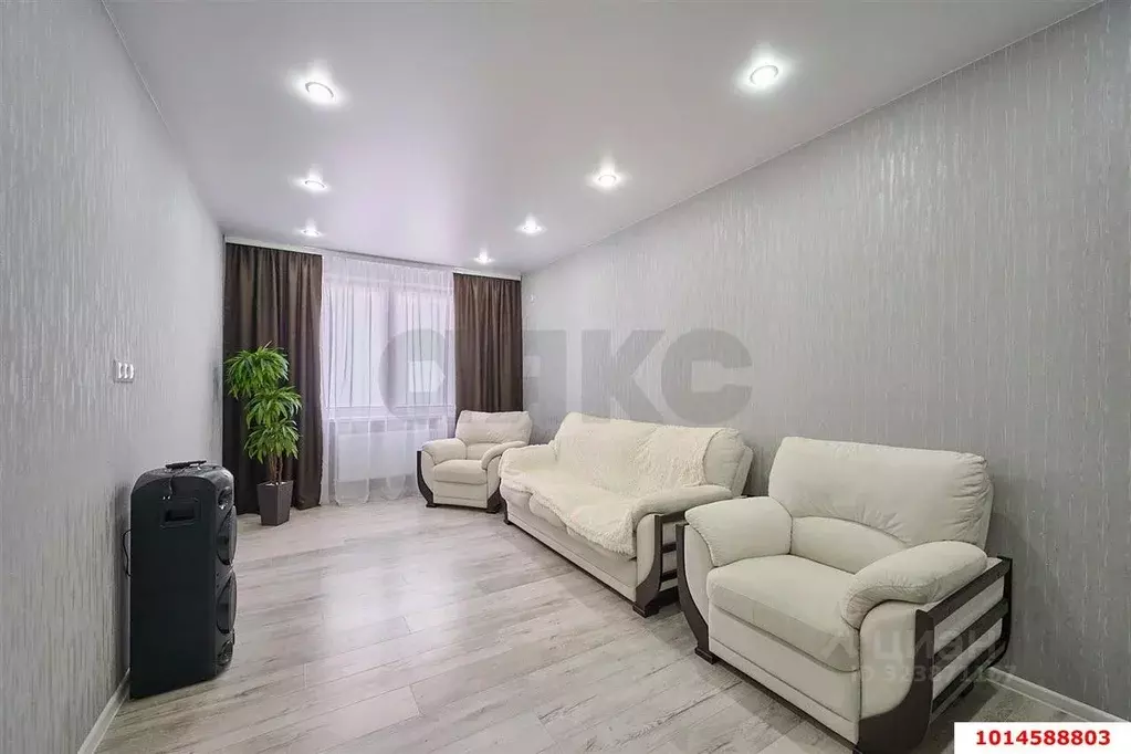 2-к кв. Краснодарский край, Краснодар ул. Краеведа Соловьева (61.0 м) - Фото 0