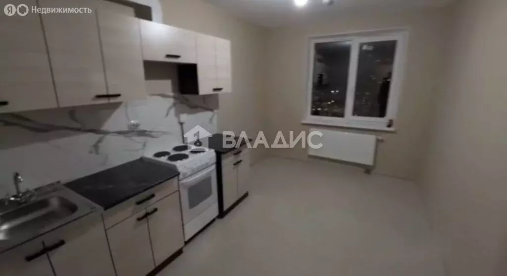 3-комнатная квартира: Санкт-Петербург, Ленинский проспект, 68 (75.9 м) - Фото 1