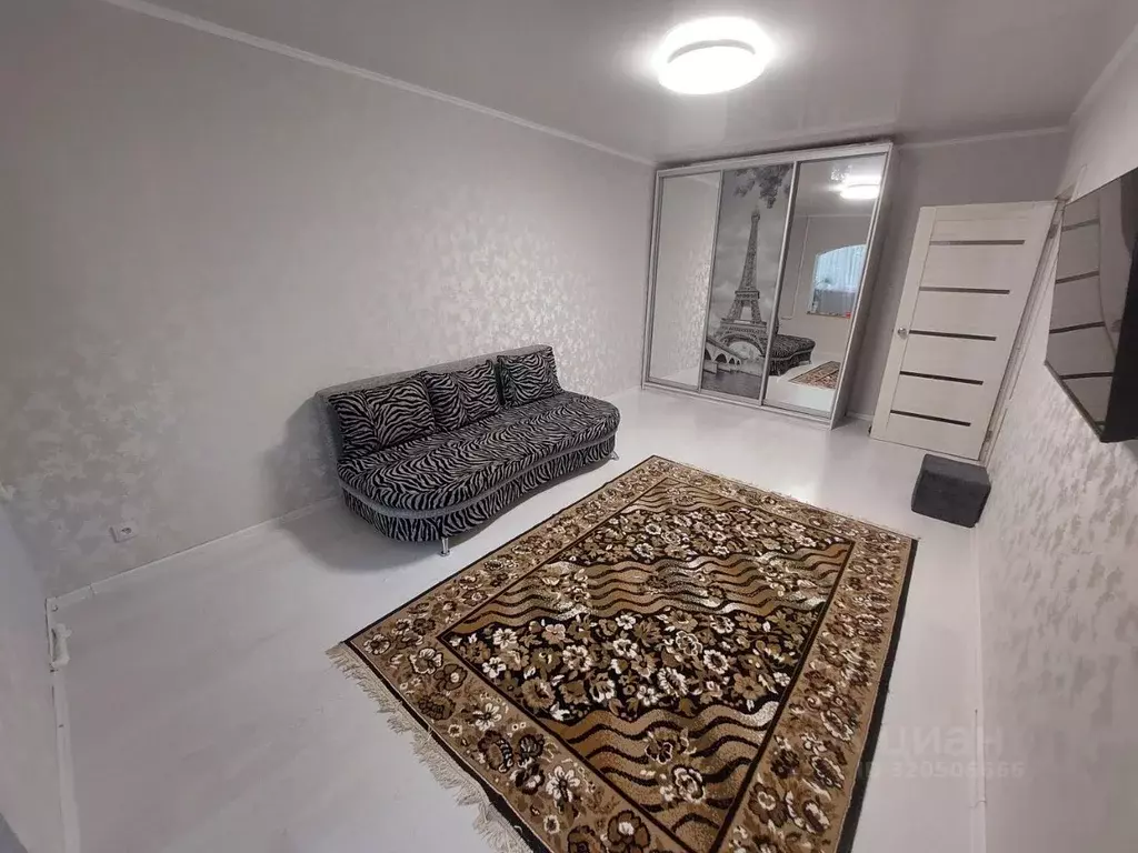 2-к кв. Астраханская область, Астрахань ул. Куликова, 64 (68.2 м) - Фото 1