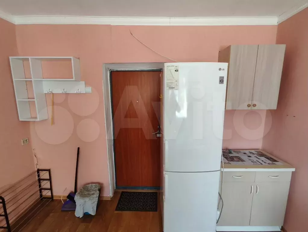 Комната 12 м в 4-к., 2/6 эт. - Фото 0