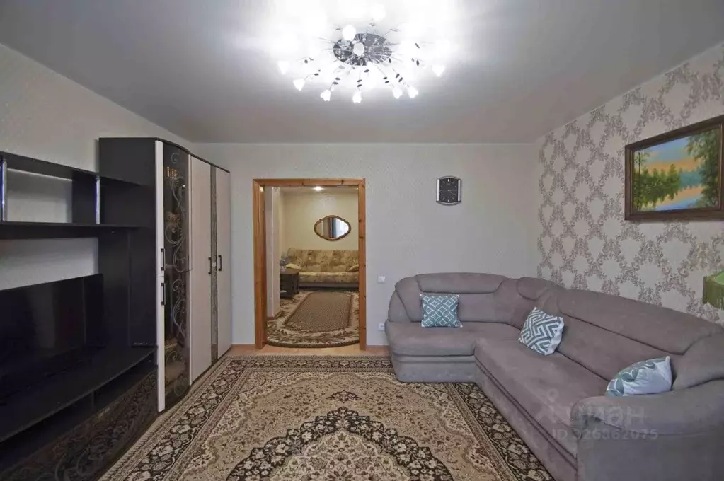 2-к кв. Омская область, Омск Хлебная ул., 17А (70.3 м) - Фото 1