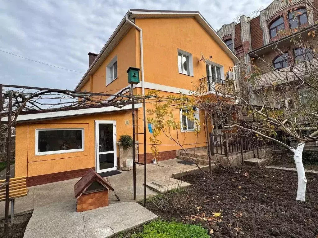 Дом в Крым, Симферополь ул. Косухина (290 м) - Фото 1