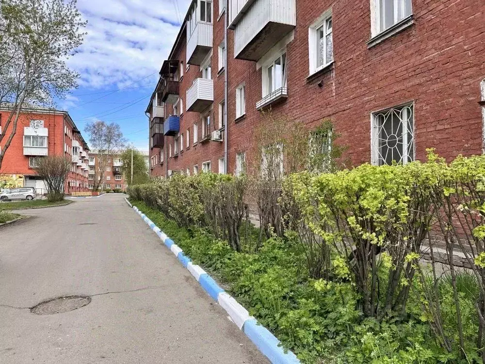 2-к кв. Иркутская область, Иркутск ул. Авиастроителей, 8 (40.6 м) - Фото 1