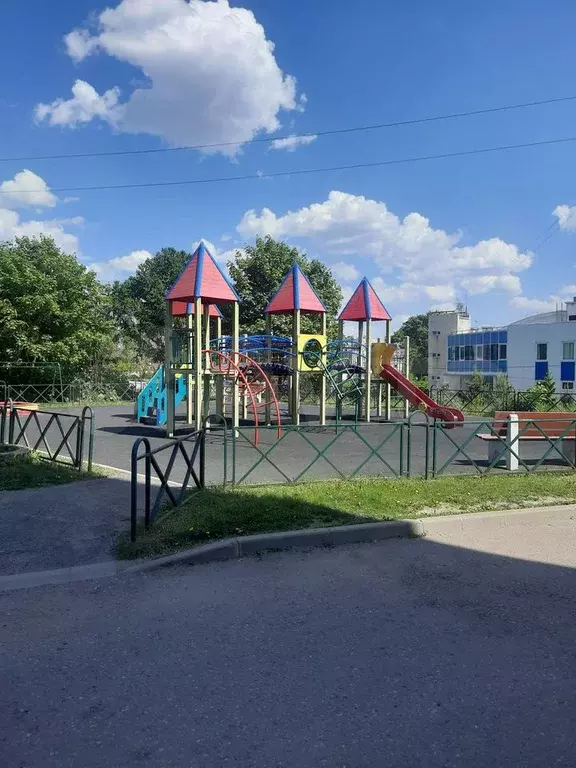 Комната 12 м в 5-к., 3/9 эт. - Фото 1