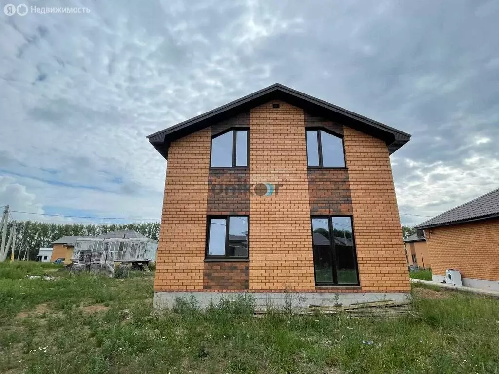 Дом в Нагаево, улица Мухаммеда Арсланова, 43 (150 м) - Фото 0