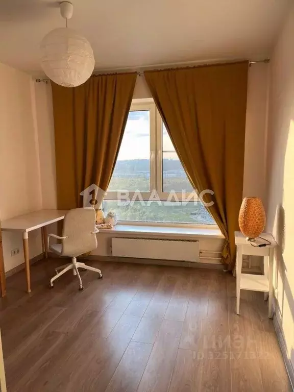 3-к кв. Москва ул. Саларьевская, 13к2 (56.2 м) - Фото 1