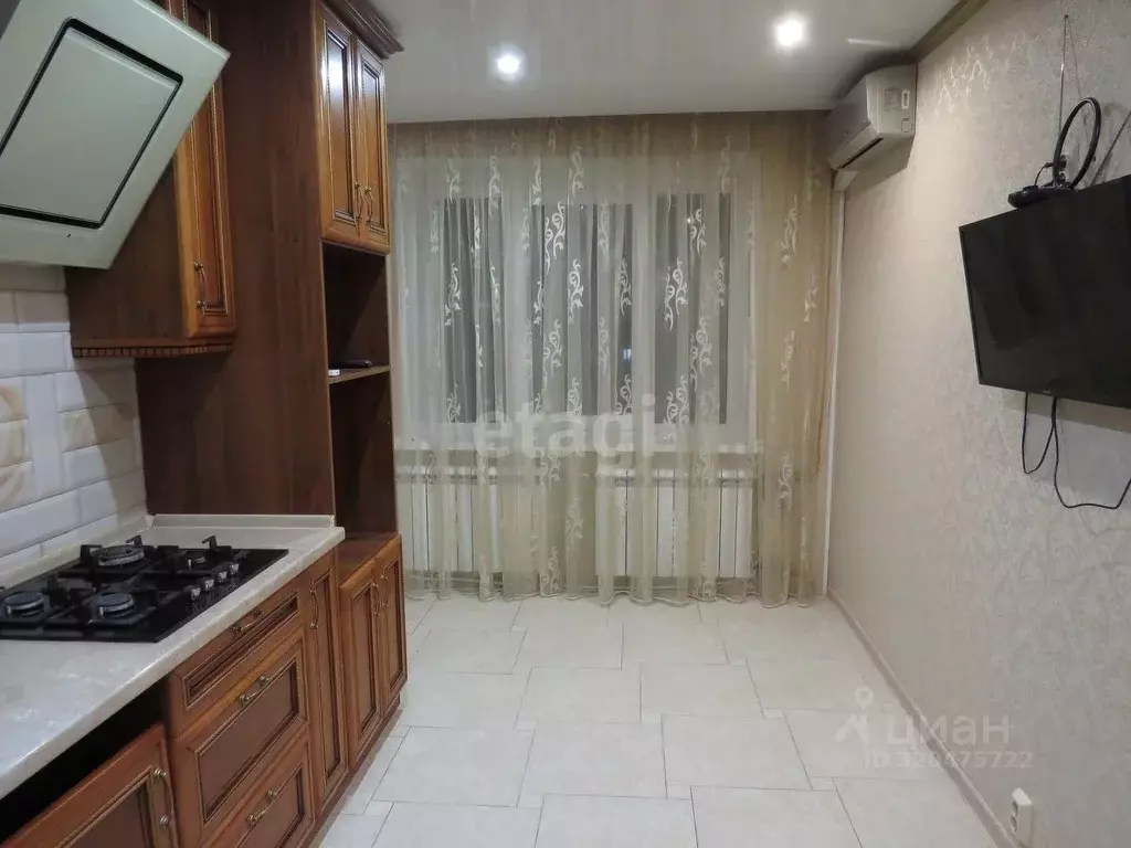 3-к кв. Калужская область, Калуга ул. Калужского Ополчения, 3 (73.8 м) - Фото 2