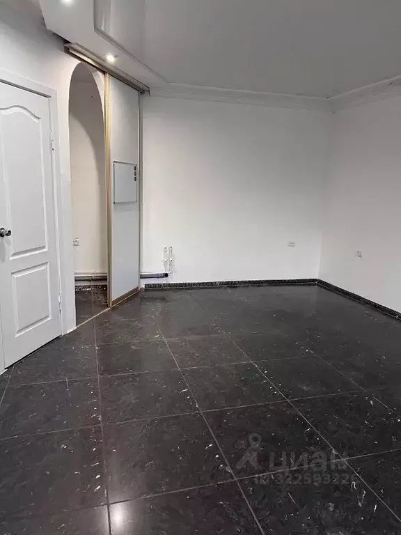 Помещение свободного назначения в Саха (Якутия), Якутск ул. Хабарова, ... - Фото 0