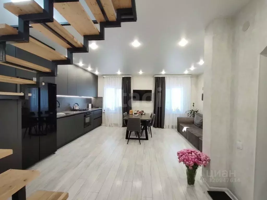 Дом в Крым, Симферопольский район, Добровское с/пос, с. Пионерское ул. ... - Фото 2