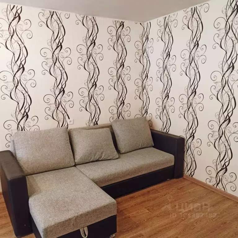 2-к кв. Челябинская область, Челябинск ул. Барбюса, 71А (42.0 м) - Фото 1