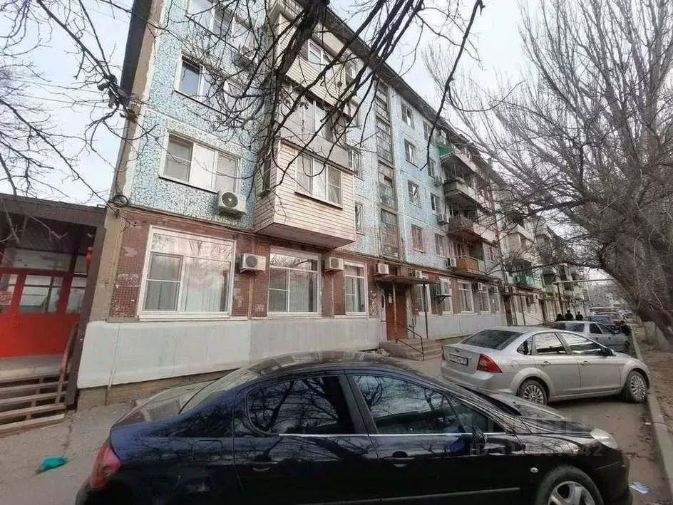 4-к кв. Астраханская область, Астрахань ул. Ботвина, 10 (56.1 м) - Фото 0