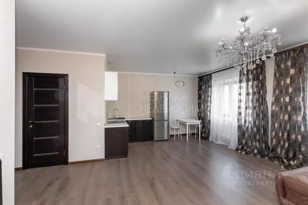 2-к кв. Тюменская область, Тюмень Харьковская ул., 68 (59.8 м) - Фото 1