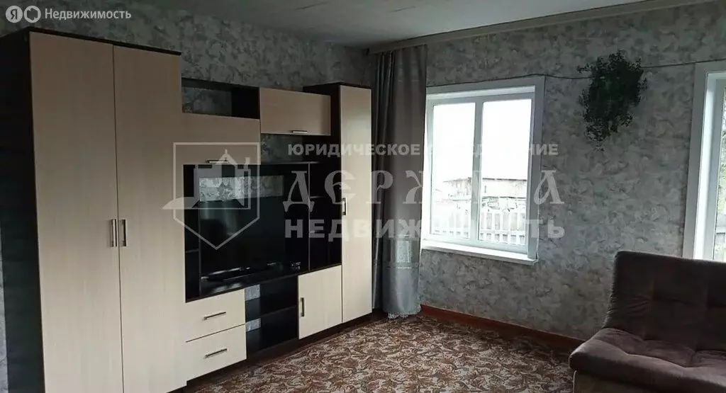 Дом в Ленинск-Кузнецкий, улица Туснолобовой (90 м) - Фото 1