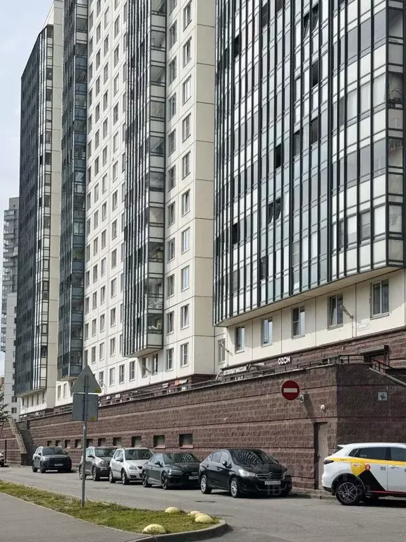 Помещение свободного назначения в Санкт-Петербург ул. Оптиков, 45к1 ... - Фото 1