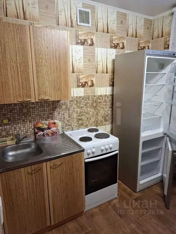 1-к кв. Курганская область, Курган ул. Макаренко, 14 (32.0 м) - Фото 1