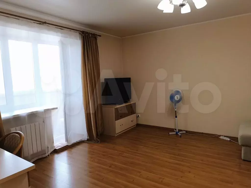 1-к. квартира, 42,3 м, 7/10 эт. - Фото 0