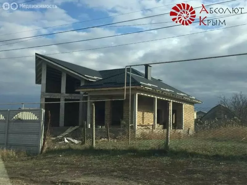 Дом в Кировское, улица Шевченко, 49 (250 м) - Фото 0