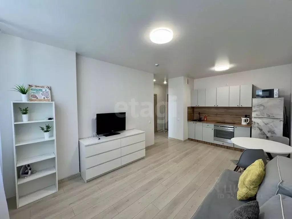 1-к кв. Тюменская область, Тюмень ул. Тимофея Чаркова, 91 (38.0 м) - Фото 2