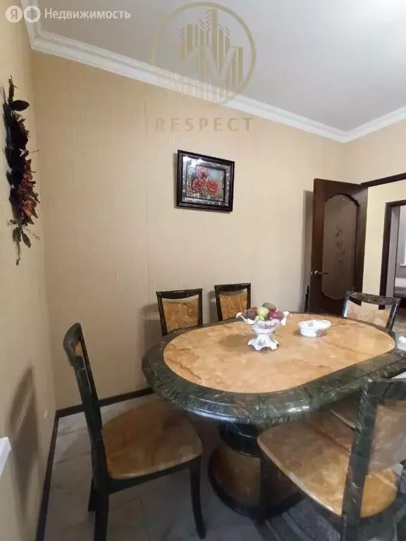 3-комнатная квартира: Кисловодск, улица Чкалова, 1 (87 м) - Фото 0
