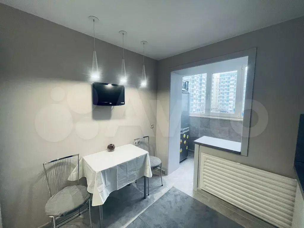 1-к. квартира, 38 м, 2/9 эт. - Фото 1
