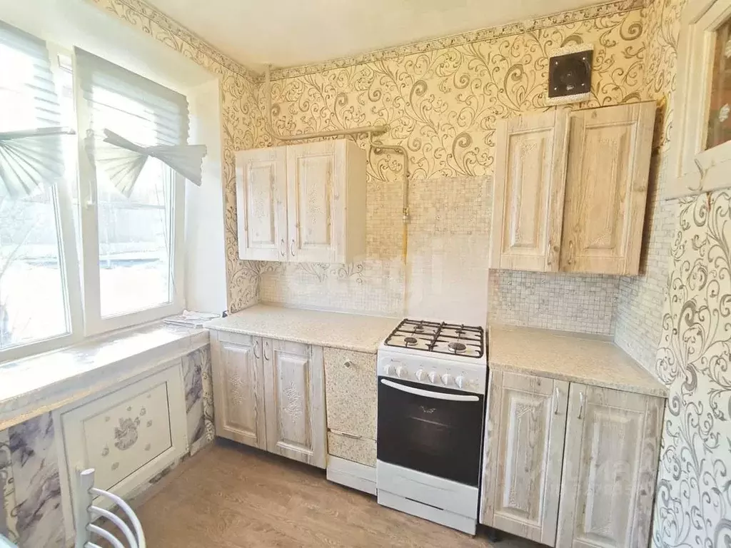 1-к кв. Ленинградская область, Волхов Молодежная ул., 18а (29.7 м) - Фото 1