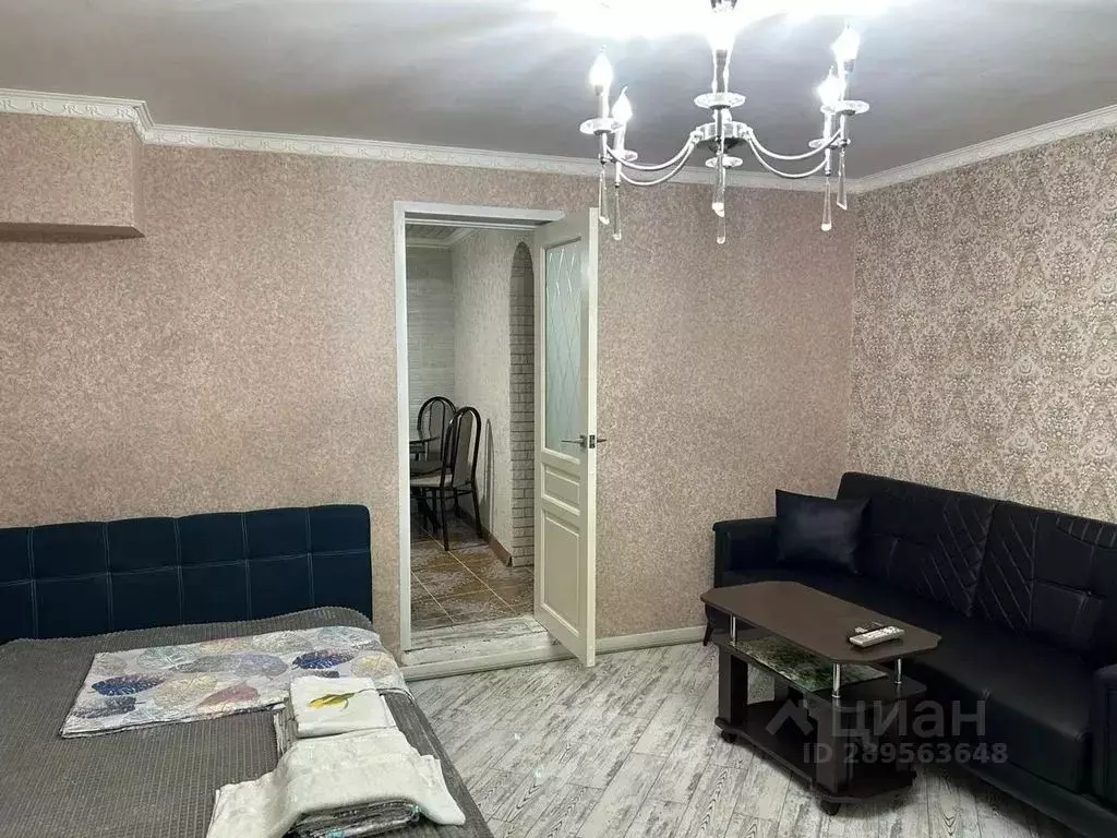 1-к кв. Ставропольский край, Кисловодск Березовская ул., 10 (30.0 м) - Фото 0