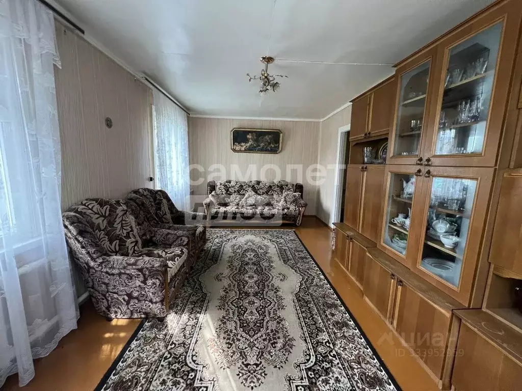 Дом в Брянская область, Карачев Комсомольская ул., 6 (82 м) - Фото 1