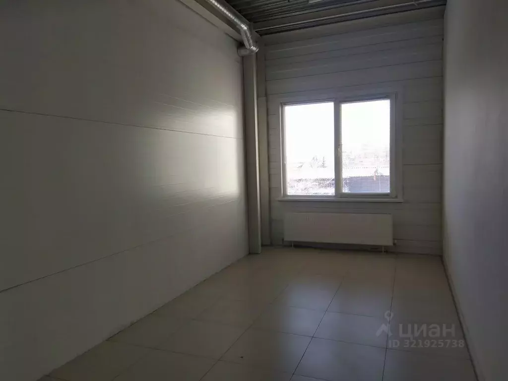 Помещение свободного назначения в Алтайский край, Барнаул просп. ... - Фото 1