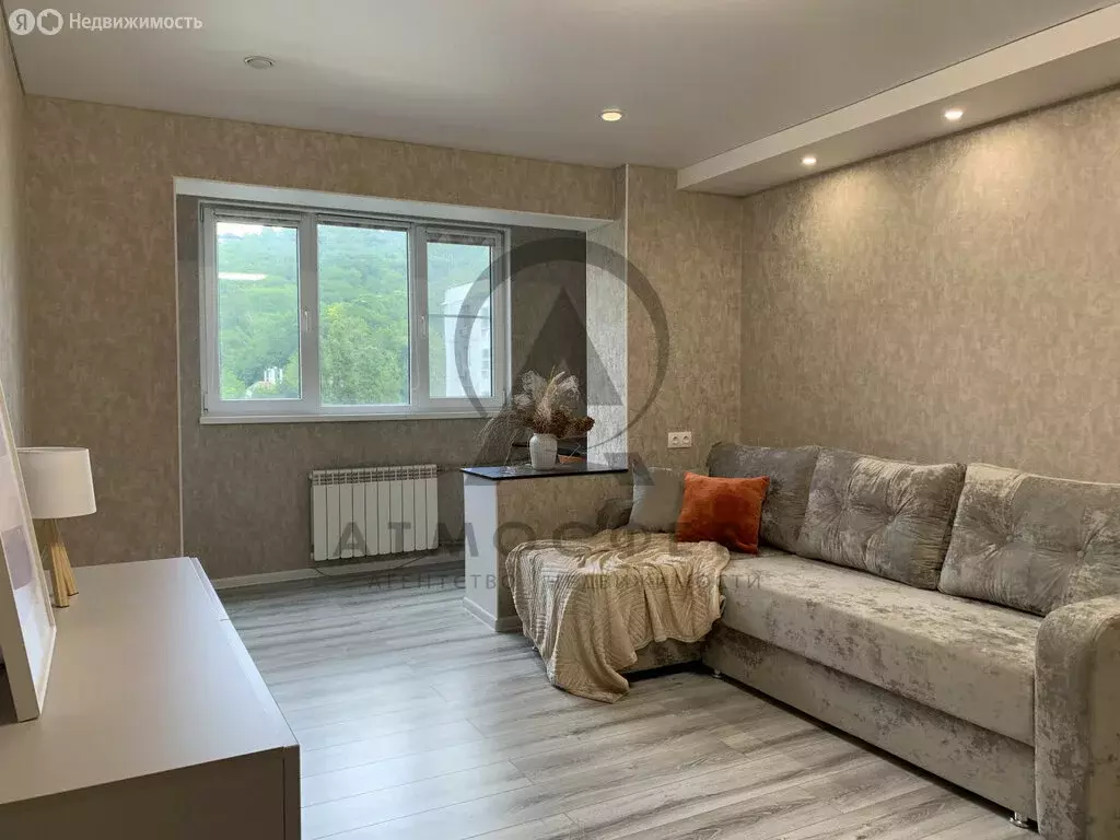 3-комнатная квартира: Туапсе, улица Фрунзе, 42 (68 м) - Фото 1