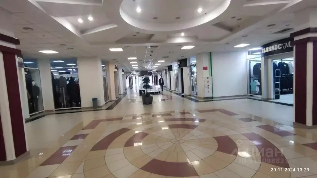 Торговая площадь в Самарская область, Тольятти ул. Дзержинского, 21 ... - Фото 0