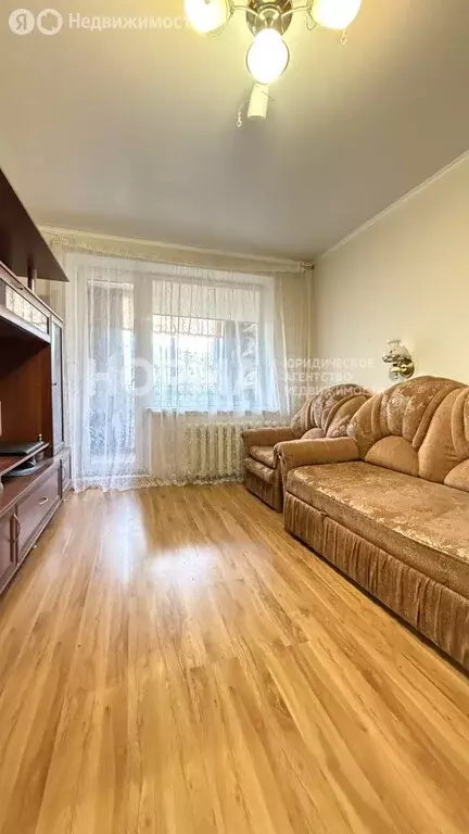 2-комнатная квартира: Октябрьский, 35-й микрорайон, 28 (43.5 м) - Фото 0